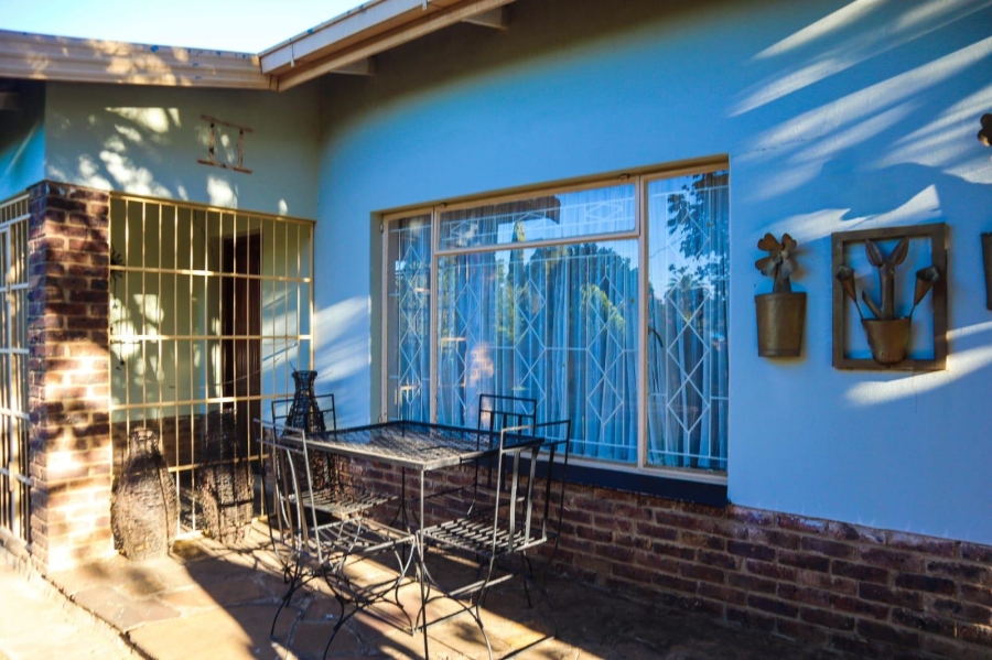 4 Bedroom Property for Sale in Ladybrand Free State